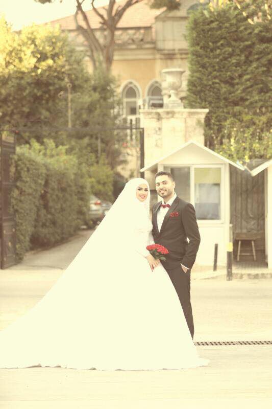 زفاف الشاب الصيدلي محمد حبيب منصور والآنسة الصيدلانية بتول شويكاني.