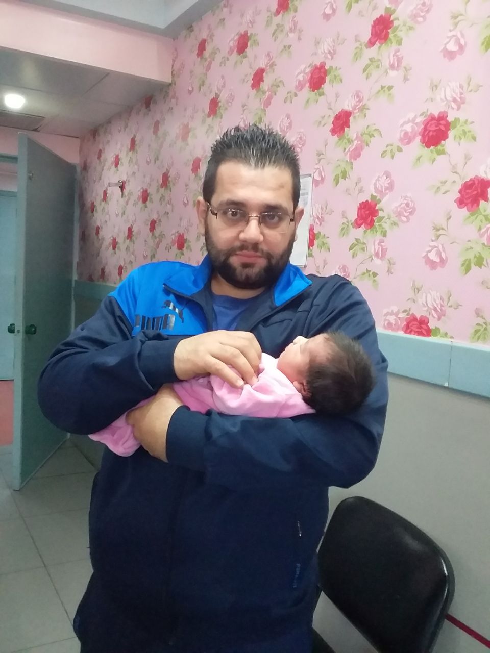 ولادة الطفلة ملاك علي حسن حيدر