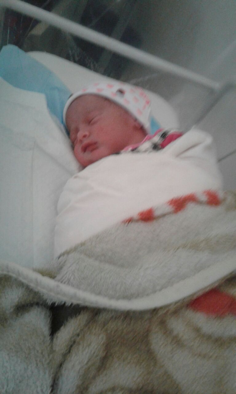 ولادة الطفلة زهراء حسن صالح