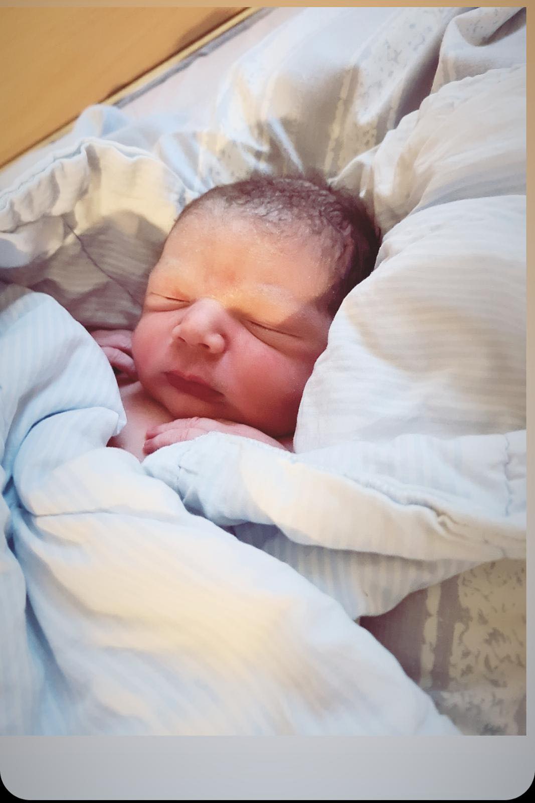 ولادة الطفل محمد حسن كاظم في السويد