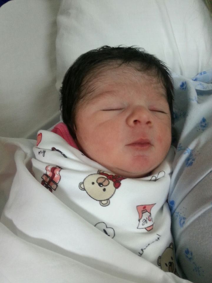 ولادة الطفلة نايا عامر حلاوي
