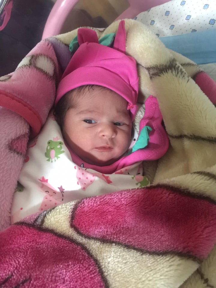 ولادة الطفلة لورا علي حوماني